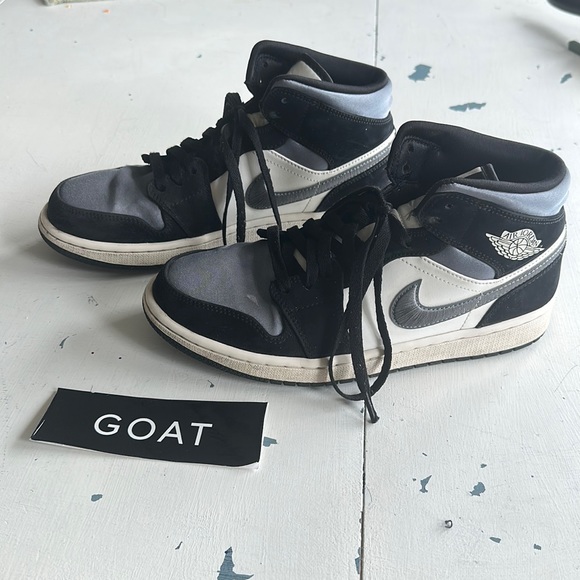 grey, black, and white air jordan’s - Picture 1 of 11